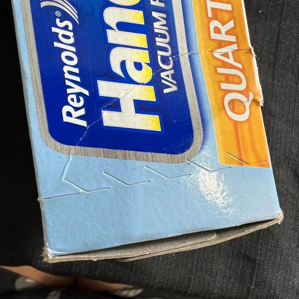 Reynolds Handi-Vac Vacuum Freezer Bags Quart Size 14 Count Zipper Closure‎ Clear